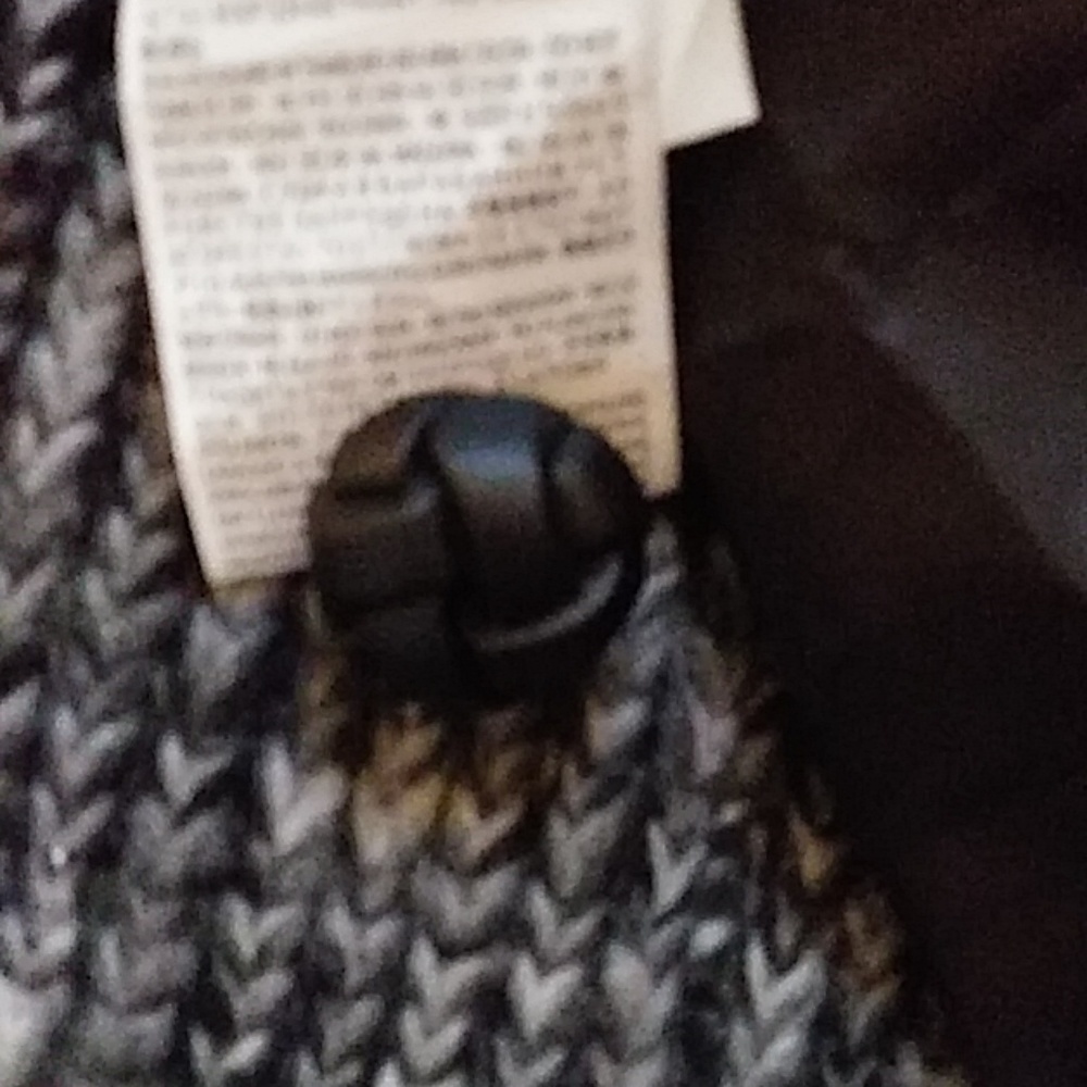 Coat - Picture 6 of 6